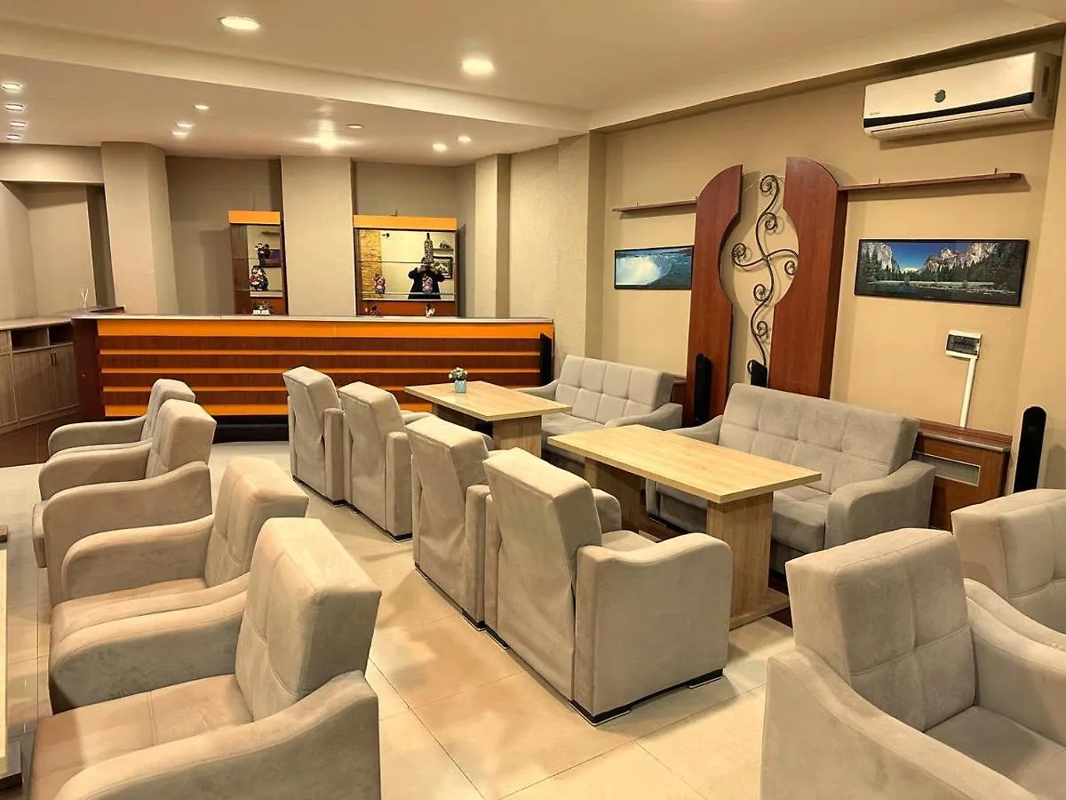 G Bakuri Otel Batum