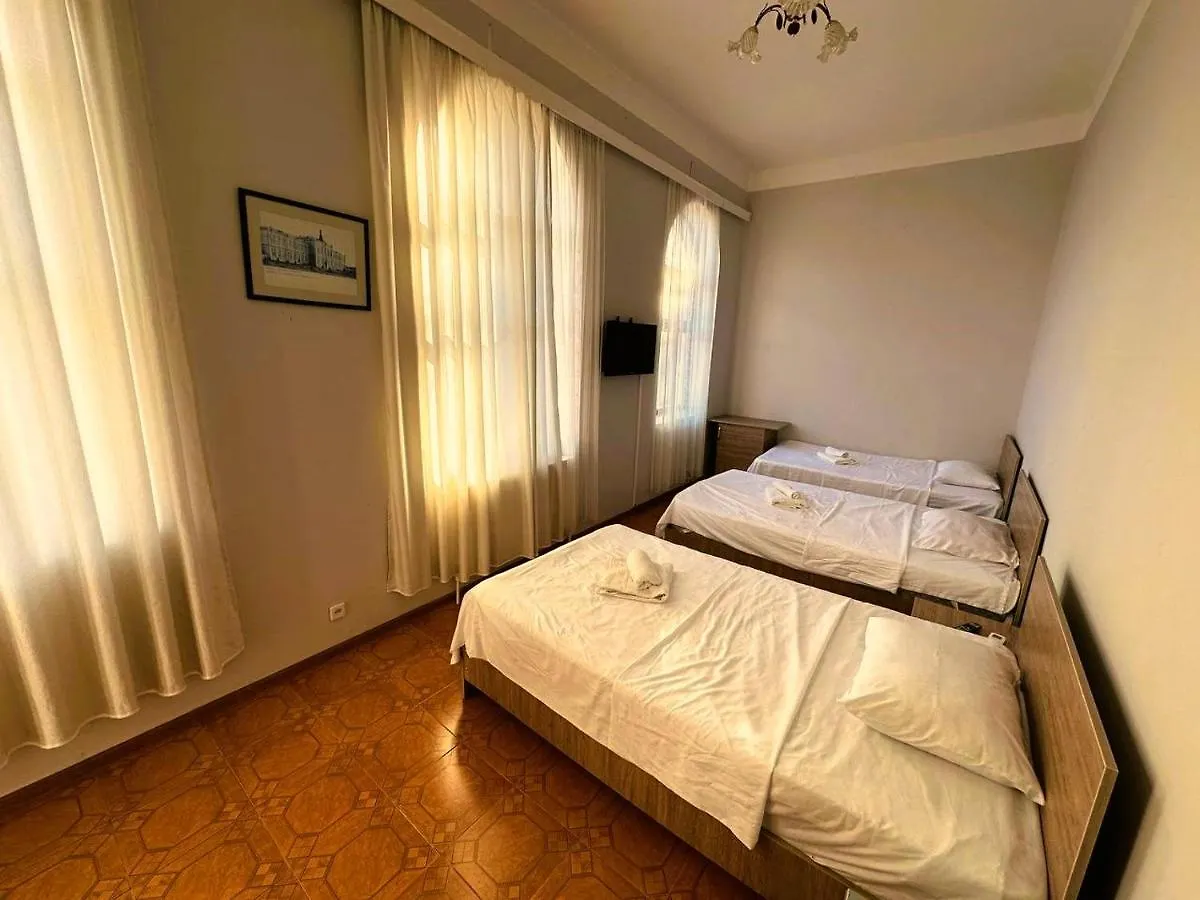 G Bakuri Otel Batum
