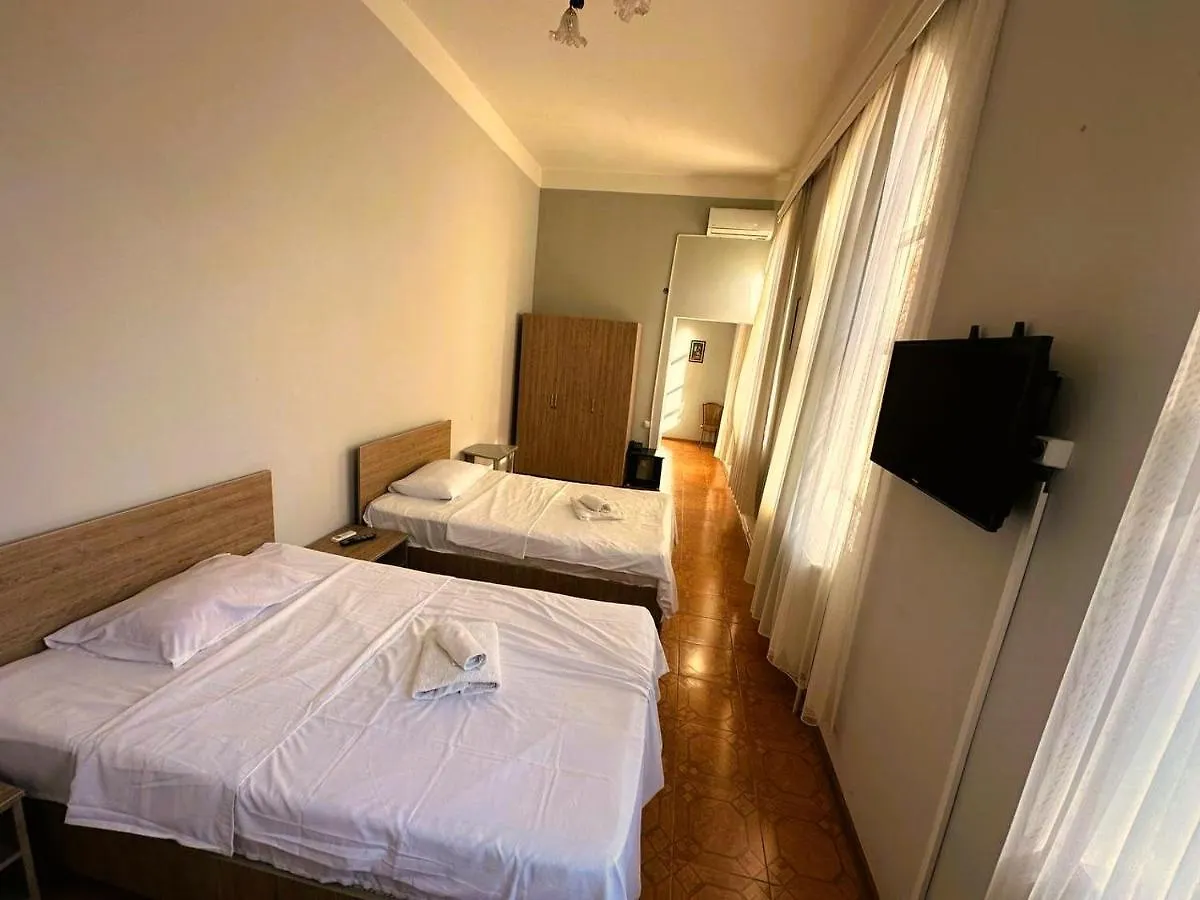G Bakuri Otel Batum 3*,